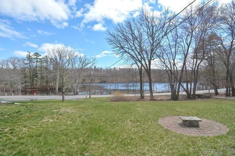 194 W Sutton Rd, Sutton, MA 01590 photo 4