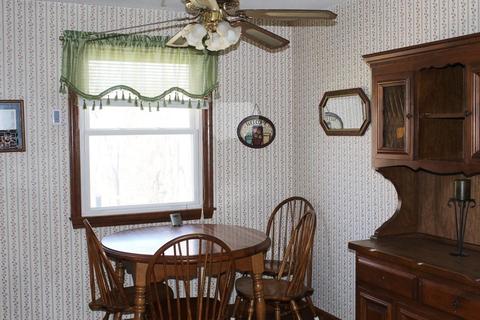 48 Bexhill St, Springfield, MA 01119 photo 11
