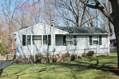 48 Bexhill St, Springfield, MA 01119 photo 2