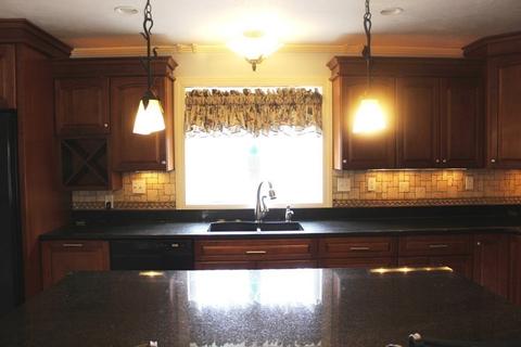 4 Howe Rd, Spencer, MA 01562 photo 11