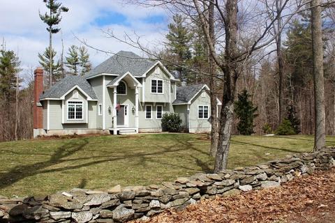 4 Howe Rd, Spencer, MA 01562 photo 2