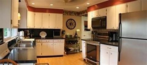 17 Westbrook Ave, Ware, MA 01082 photo 4
