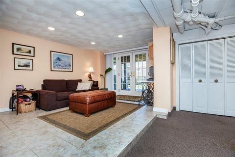 417 Summer Ave, Reading, MA 01867 photo 31