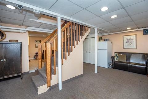 417 Summer Ave, Reading, MA 01867 photo 32