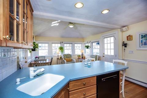 417 Summer Ave, Reading, MA 01867 photo 12
