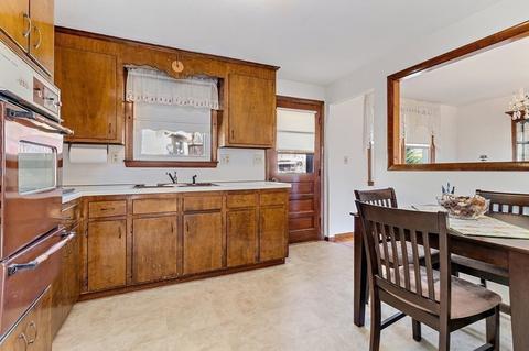 199 Colburn St, Dedham, MA 02026 photo 8
