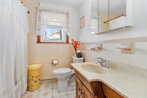 199 Colburn St, Dedham, MA 02026 photo 16