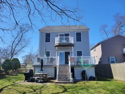 26 Shannon St, Fall River, MA 02721 photo 2
