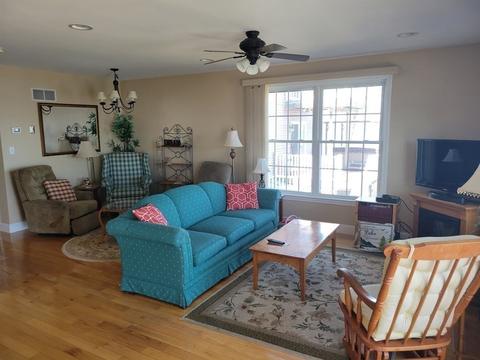 26 Shannon St, Fall River, MA 02721 photo 8