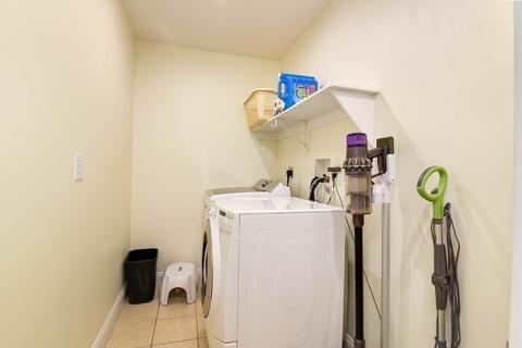 208 Valley Rd, Needham, MA 02492 photo 33