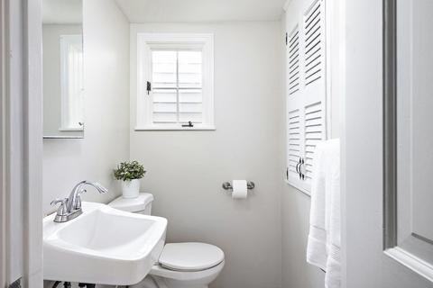 206 West St, Reading, MA 01867 photo 7