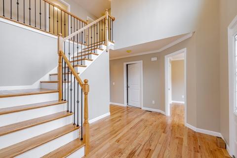 175 Barrington Dr, Springfield, MA 01129 photo 16