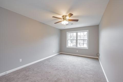 175 Barrington Dr, Springfield, MA 01129 photo 28