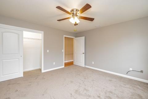 175 Barrington Dr, Springfield, MA 01129 photo 31