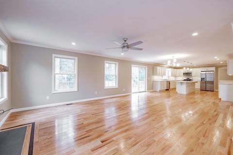 175 Barrington Dr, Springfield, MA 01129 photo 11