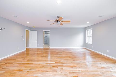 175 Barrington Dr, Springfield, MA 01129 photo 22