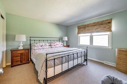 98 Neill Ave, Chicopee, MA 01013 photo 16