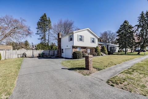 98 Neill Ave, Chicopee, MA 01013 photo 4