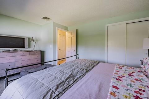 98 Neill Ave, Chicopee, MA 01013 photo 17