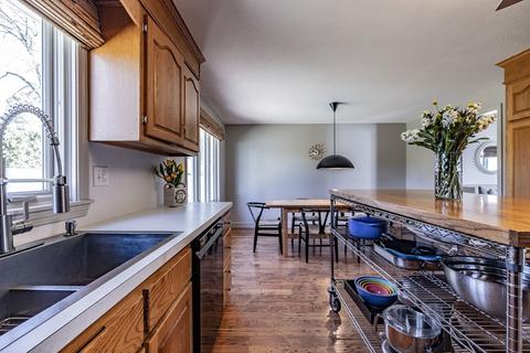 98 Neill Ave, Chicopee, MA 01013 photo 14