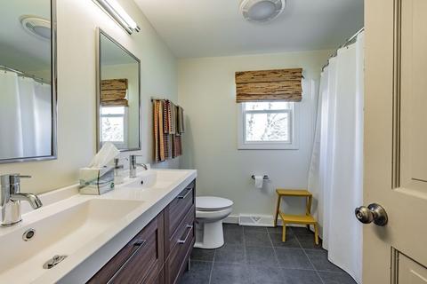 98 Neill Ave, Chicopee, MA 01013 photo 15