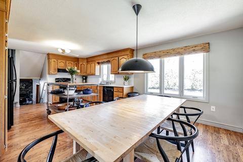 98 Neill Ave, Chicopee, MA 01013 photo 8