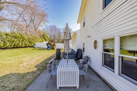 98 Neill Ave, Chicopee, MA 01013 photo 28