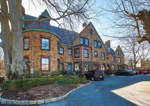 238 Walnut St, Brookline, MA 02445 photo 1
