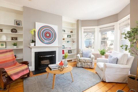 40 Brook St, Brookline, MA 02445 photo 3