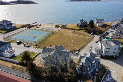 5 Monument Ave, Bourne, MA 02532 photo 2