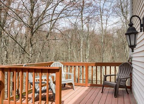 38 Vincent Cir, Worcester, MA 01604 photo 8