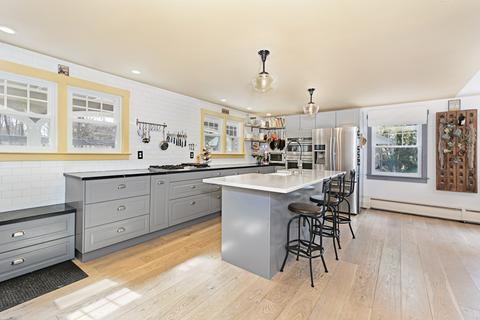 11 Westview Dr, Sutton, MA 01590 photo 6