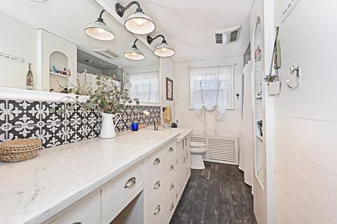 11 Westview Dr, Sutton, MA 01590 photo 17