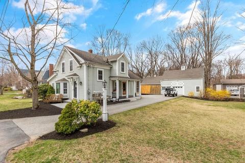 58 Orange St, Reading, MA 01867 photo 1