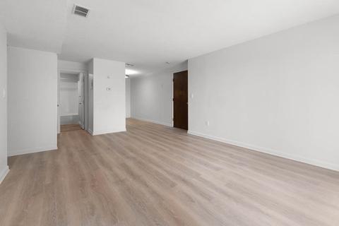 100 Cass Ave #B4, Dracut, MA 01826 photo 2