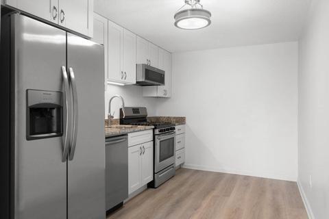 100 Cass Ave #B4, Dracut, MA 01826 photo 8