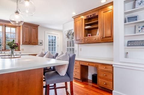 512 Chestnut St, Needham, MA 02492 photo 8