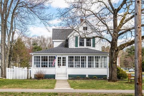 512 Chestnut St, Needham, MA 02492 photo 1
