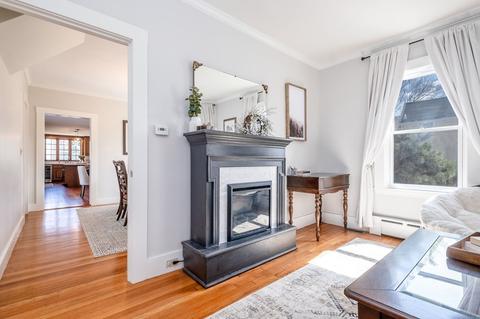 512 Chestnut St, Needham, MA 02492 photo 3