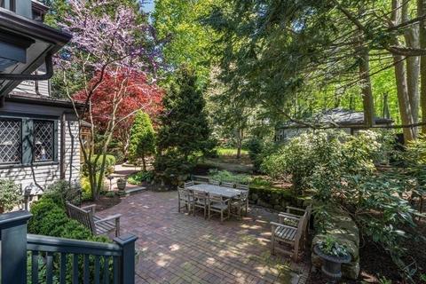 27 Devon Rd, Brookline, MA 02467 photo 29
