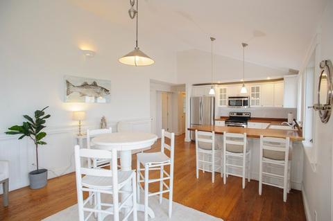 89 E Chop, Oak Bluffs, MA 02572 photo 13