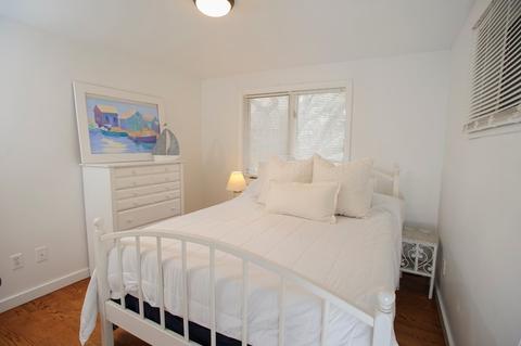 89 E Chop, Oak Bluffs, MA 02572 photo 17