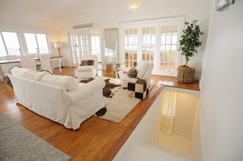 89 E Chop, Oak Bluffs, MA 02572 photo 12