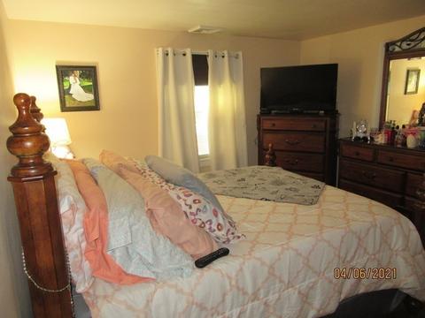 28 Glencoe St, Springfield, MA 01104 photo 16