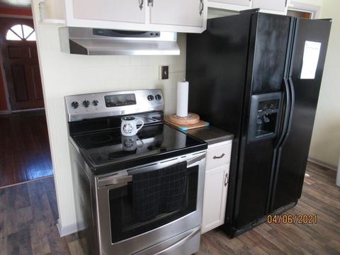 28 Glencoe St, Springfield, MA 01104 photo 10