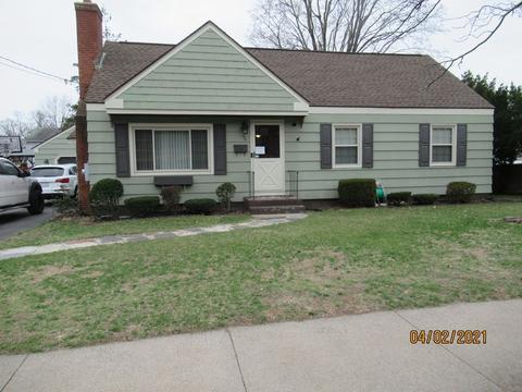 28 Glencoe St, Springfield, MA 01104 photo 1