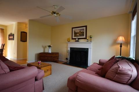 27 Peach Tree Dr, Sutton, MA 01590 photo 11