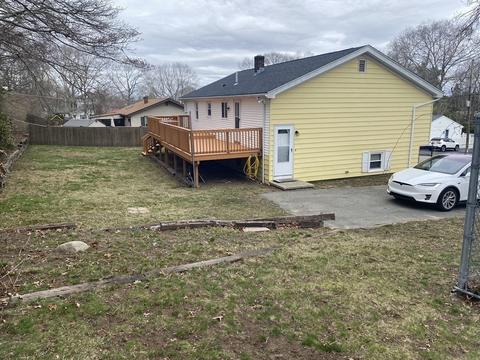 93 Isabel St, Fall River, MA 02721 photo 5