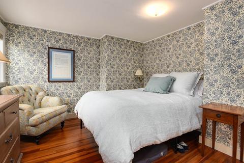 308 Central Ave, Needham, MA 02494 photo 19