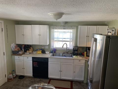 33 Schley St, Springfield, MA 01109 photo 8